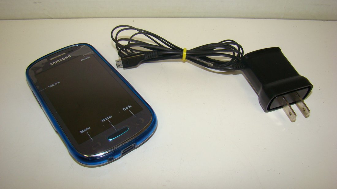 SAMSUNG GALAXY EXHIBIT SGH-T599 CELL PHONE (1 of 6)