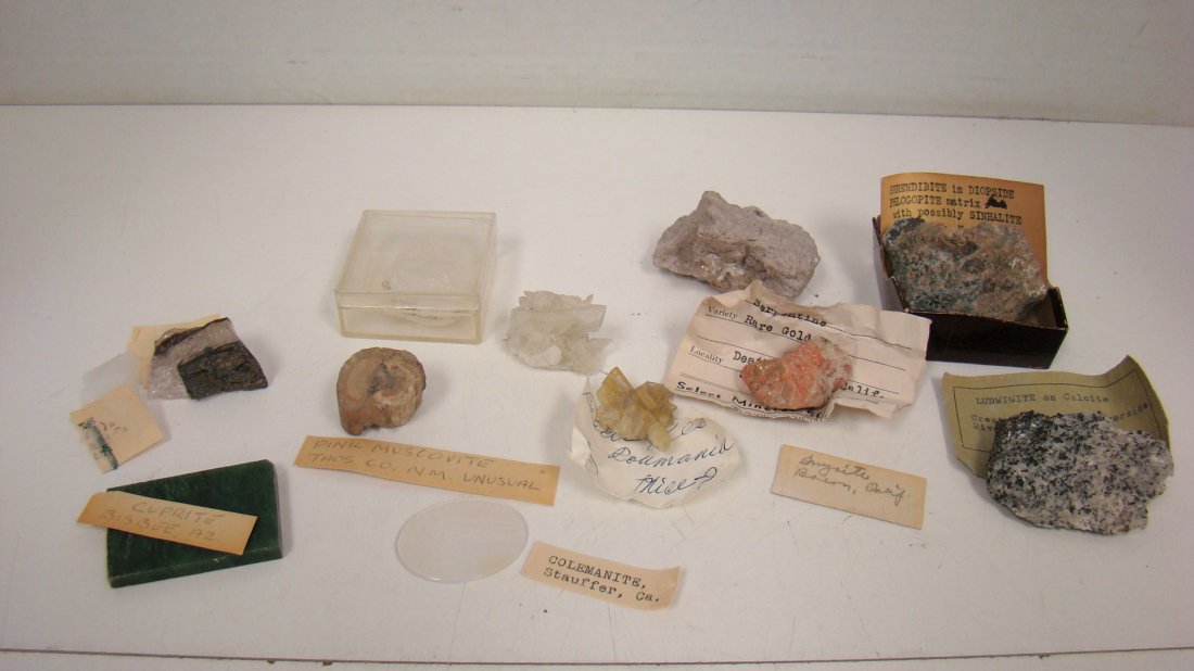 11 VARIOUS ROCKS & MINERALS (1 of 7)