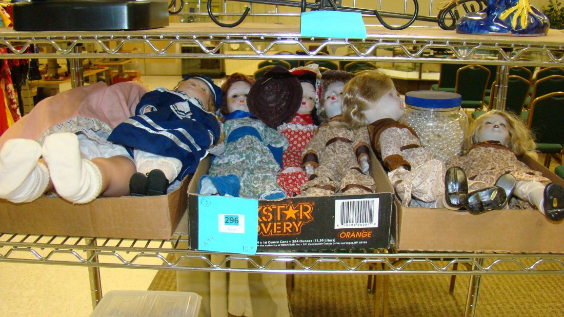 MODERN COLLECTOR DOLLS - VARIOUS MAKERS (1 of 4)