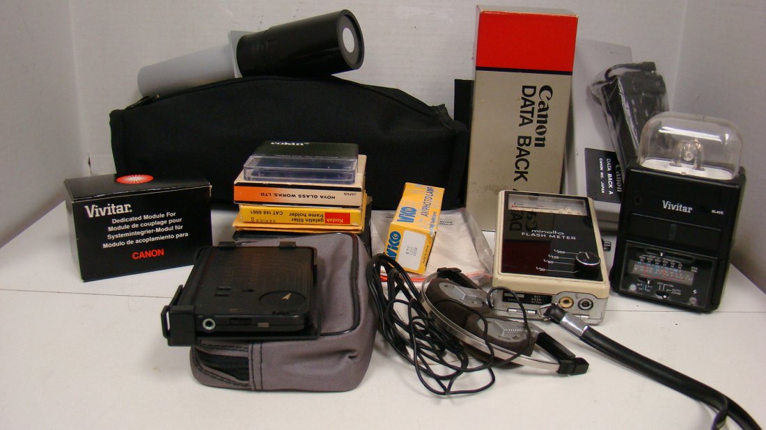 LG LOT VARIOUS PHOTOGRAPHY ITEMS (1 of 9)