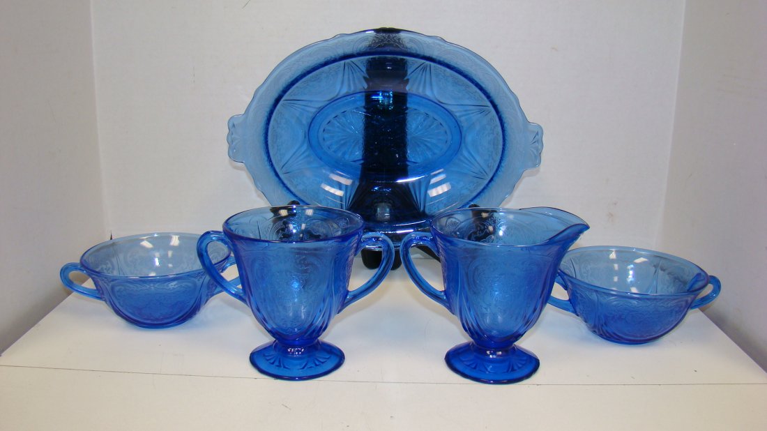 5 PCS BLUE ROYAL LACE DEPRESSION GLASS (1 of 6)