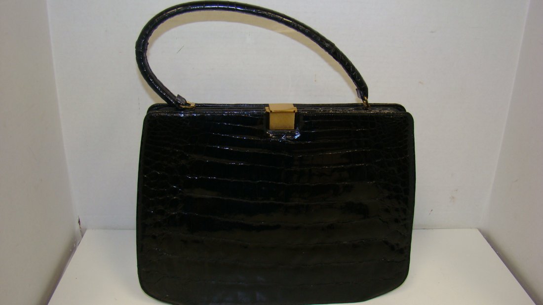 VTG BELLESTONE BLACK ALLIGATOR PURSE (1 of 8)
