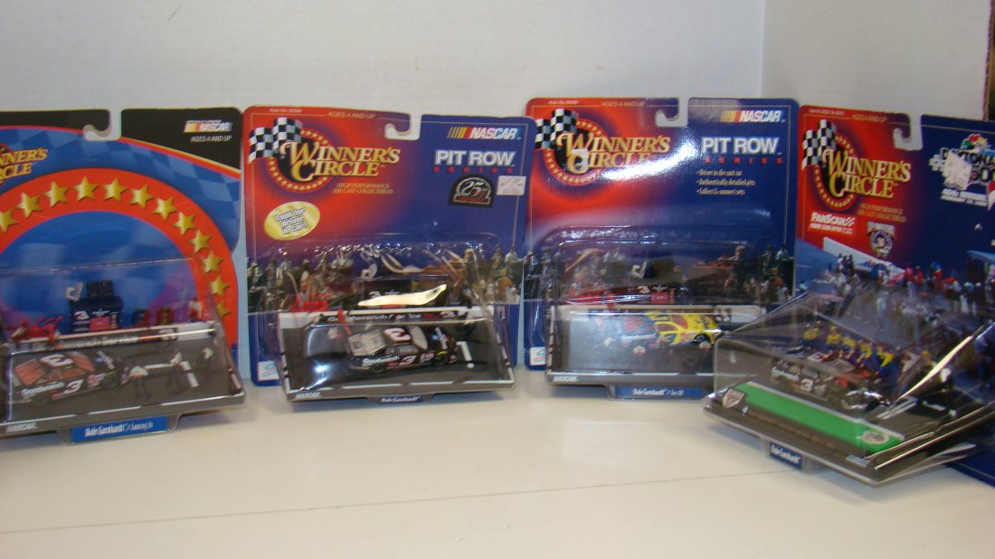 4 VARIOUS WC D EARNHARDT PIT ROWS-NIB (1 of 7)