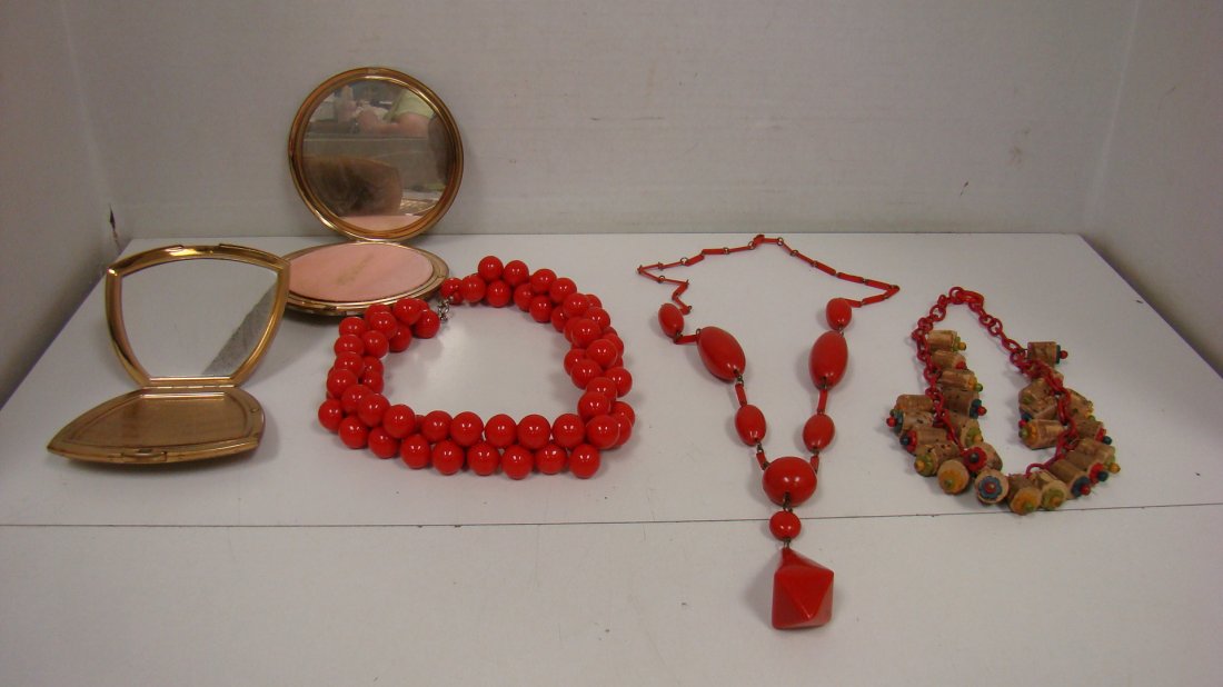 2 ELGIN AMERICAN COMPACTS & COSTUME JEWELRY (1 of 9)