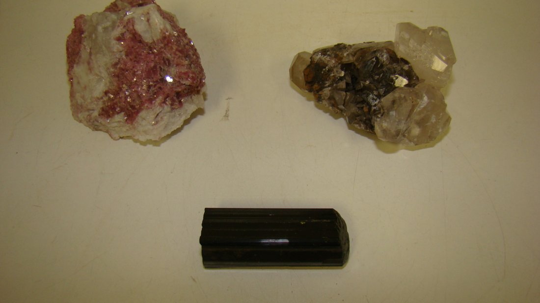 3 NATURAL ROCK FORMATIONS (1 of 7)