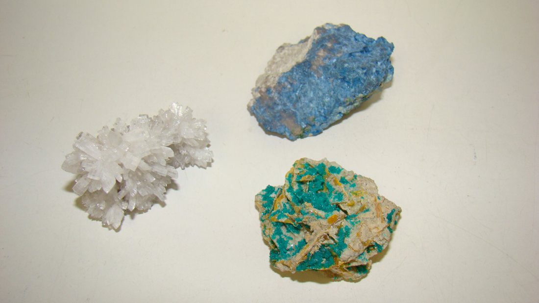 3 VARIOUS SMALL MINERALS (1 of 8)