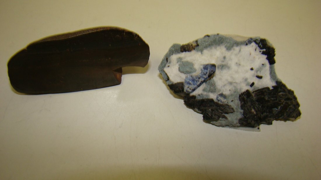 SMALL STONE METEORITE & NEPTUNITE: SMALL PIECE OF STONE METEORITE AND A SMALL PIECE OF NEPTUNITE