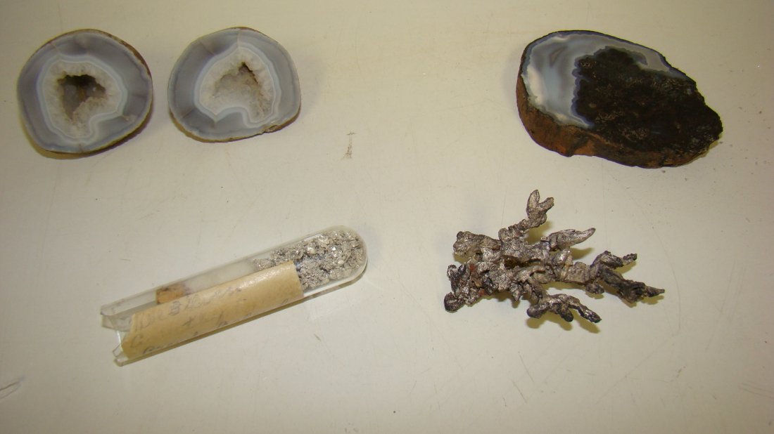 CAMPYLITE & NATURAL SILVER & SM GEODE (1 of 6)