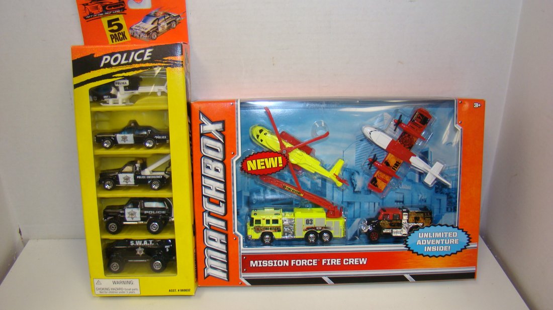 1994 & A 2011 NIB MATCHBOX GIFT SETS (1 of 5)