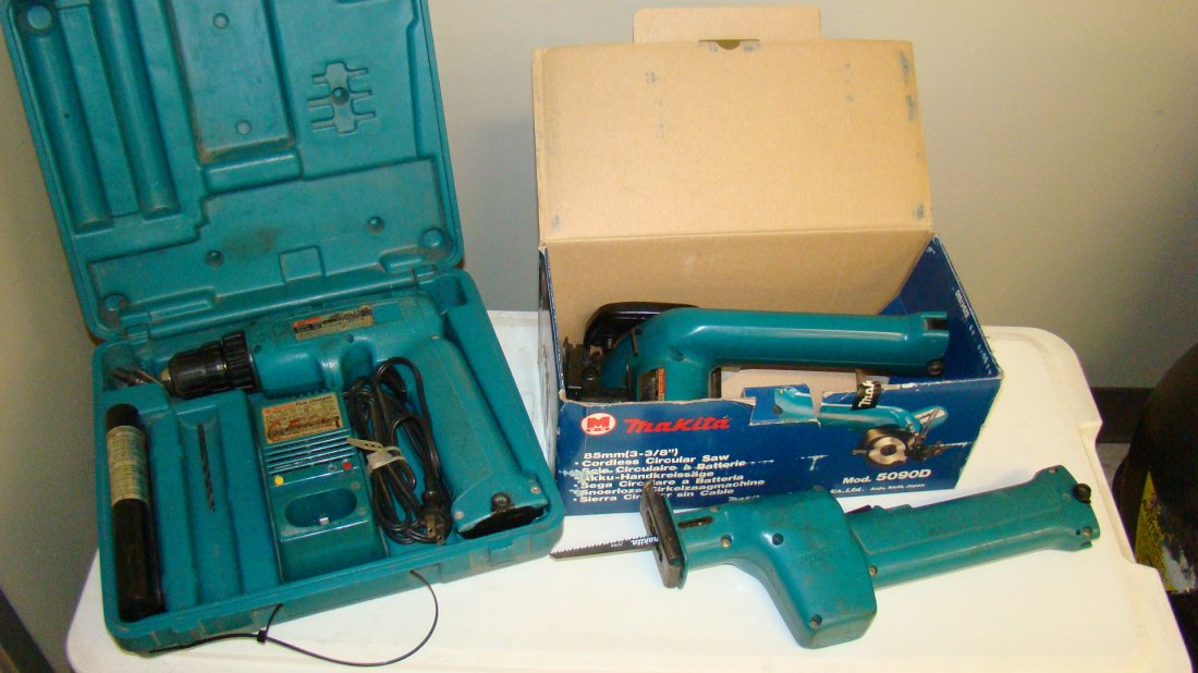 MAKITA CORDLESS SAW-CIRCULAR SAW & DRILL (1 of 6)