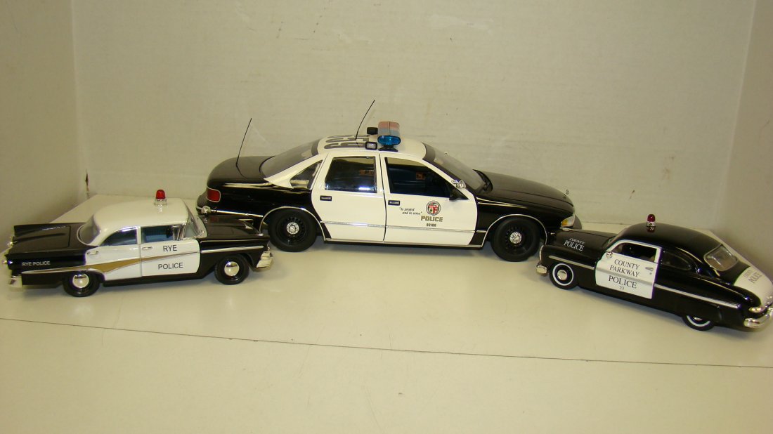 3 VARIOUS DIE-CAST POLICE CARS (1 of 5)