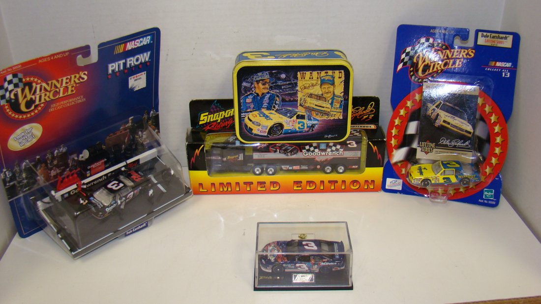 5 DALE EARNHARDT DIE-CAST COLLECTIBLES (1 of 7)