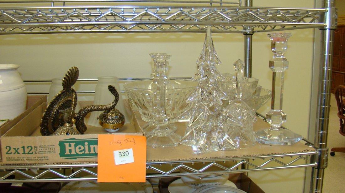 HALF SHELF - DECORATIVE ITEMS (1 of 3)