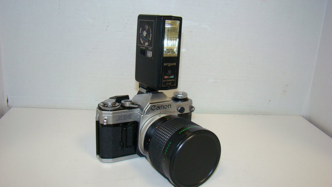 CANON AE-1 CAMERA & ACCESSORIES (1 of 8)