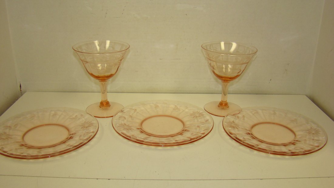 5 PCS OF ETCHED PINK DEPRESSION GLASS (1 of 4)