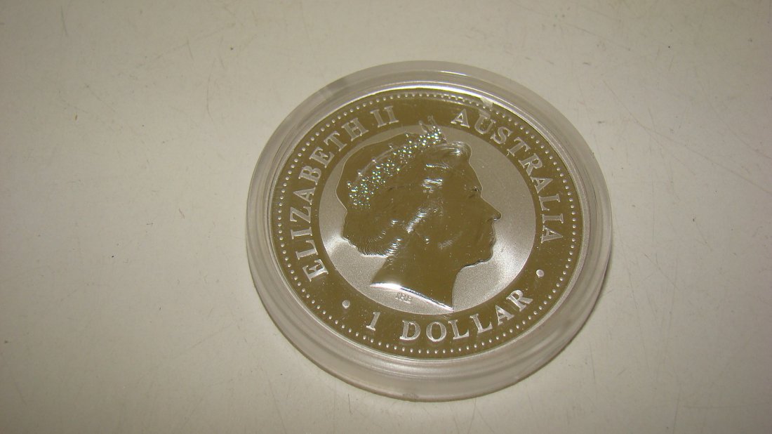 2000 MINT AUSTRAILIAN SILVER DOLLAR (1 of 3)