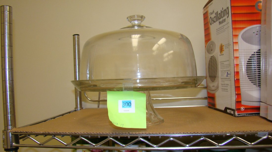 GLASS COVERED CAKE STAND (1 of 1)