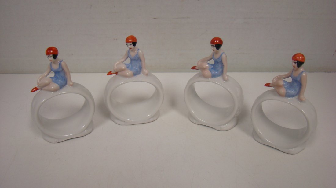 4 VTG PORCELINE BATHING BEAUTY NAPKIN RINGS: SET OF 4 VINTAGE BATHING BEAUTY NAPKIN RINGS - 3.5'' - GOOD CONDITION