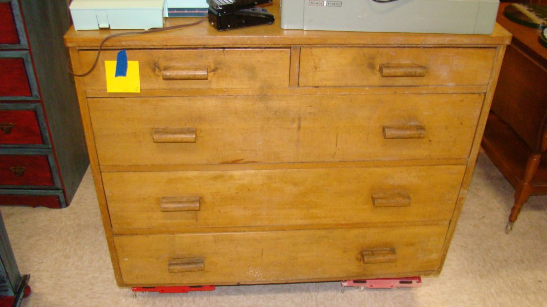 VINTAGE LIGHT COLOR 5 DRAWER CHEST (1 of 4)