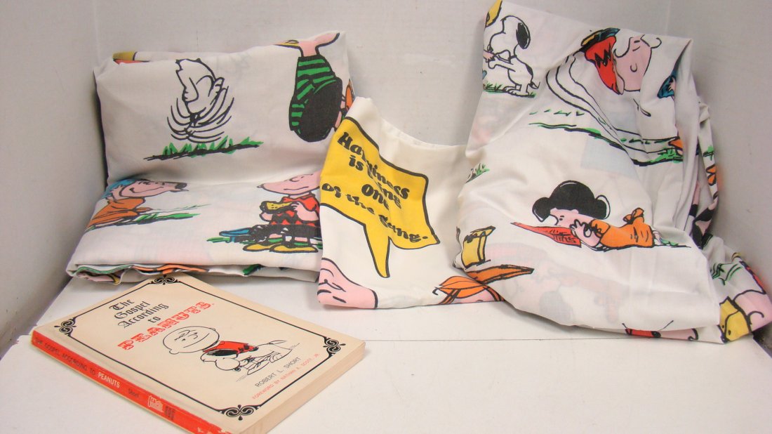 VINTAGE TWIN SIZE SNOOPY SHEET SET (1 of 5)