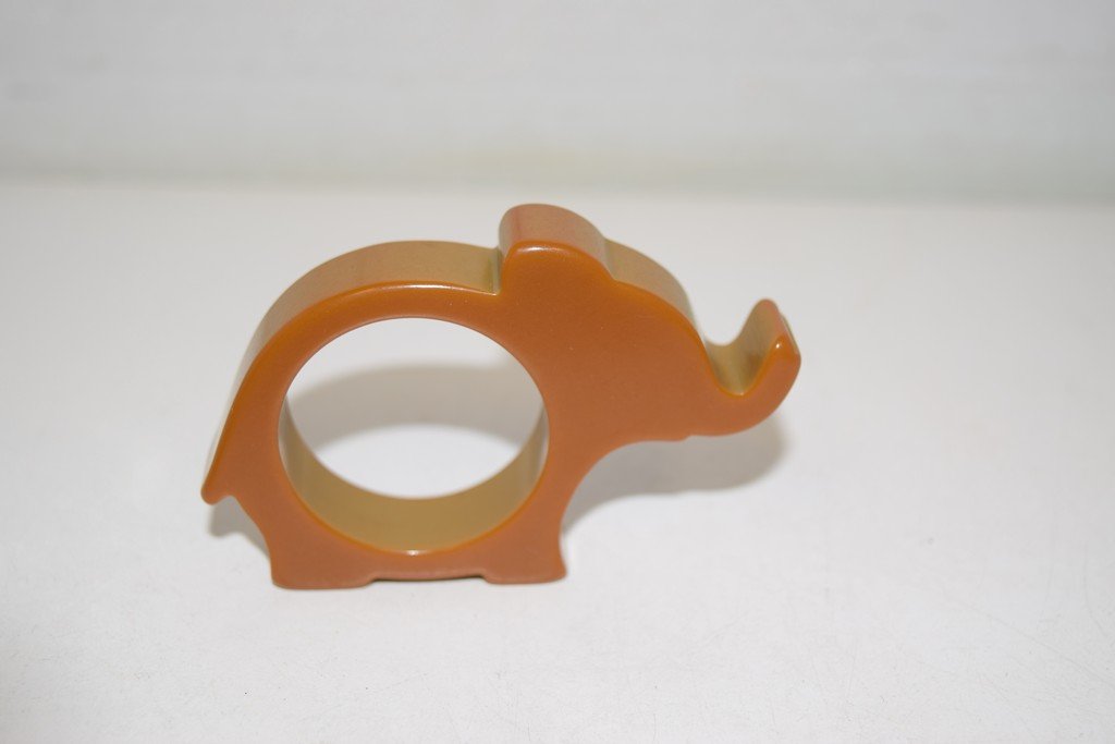 VINTAGE BAKELITE ELEPHANT NAPKIN RING: VINTAGE GREEN AND BROWN BAKELITE ELEPHANT NAPKIN RING - APPROX 2''x 3.25'' - GOOD CONDITION