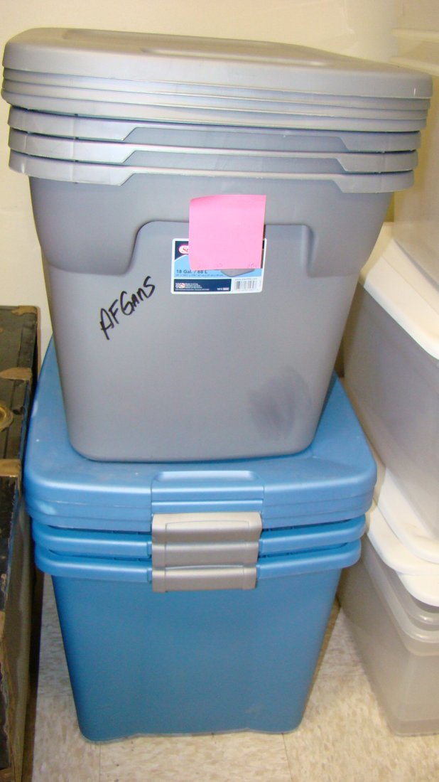 6 BLUE & GRAY PLASTIC STORAGE BOXES (1 of 1)
