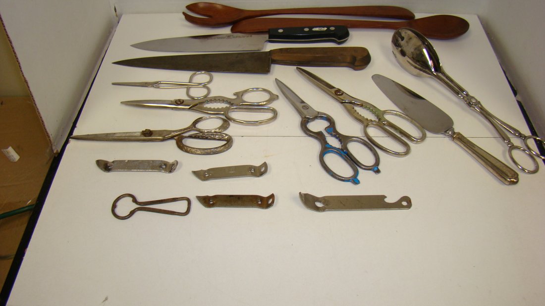VARIOUS VTG SCISSORS-KNIVES & CAN OPENERS (1 of 10)