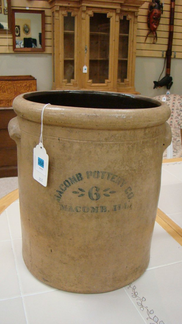 VTG MACOMB POTTERY 6-GALLON CROCK (1 of 7)