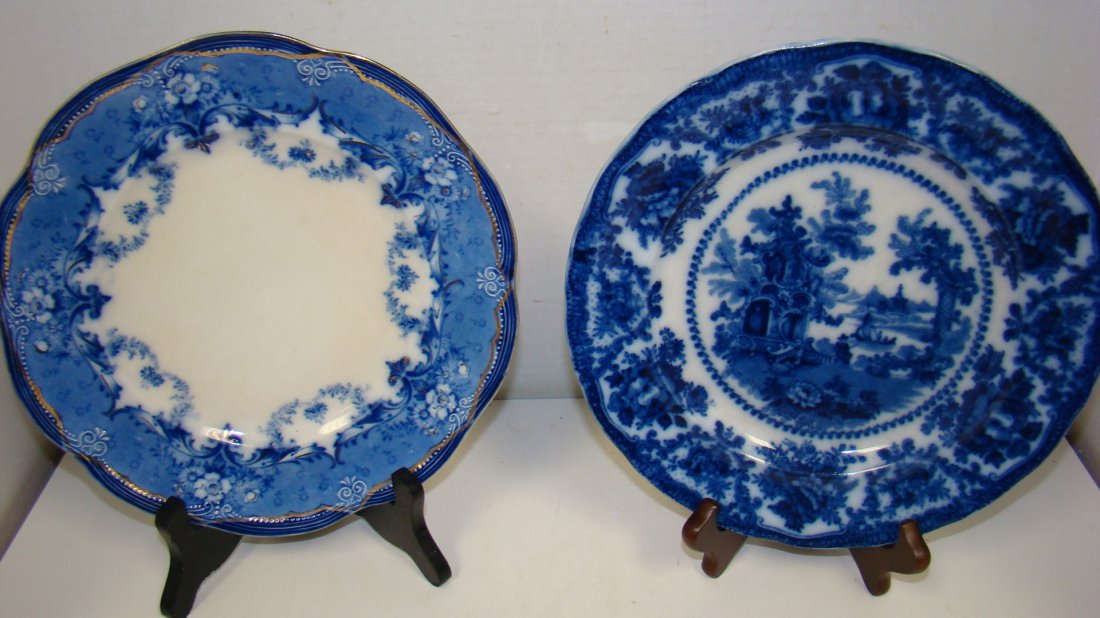 2 VTG FLOW BLUE PLATES (1 of 6)