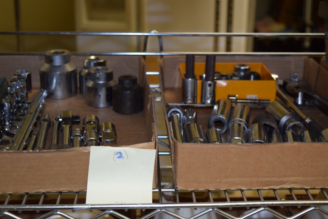 BOX-VARIOUS SOCKETS (MANY CRAFTSMAN) (1 of 1)