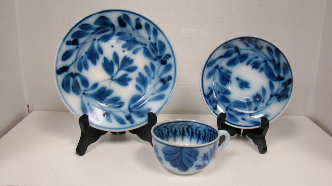 VTG FLOW BLUE CUP, SAUCER & PLATE SET (1 of 10)