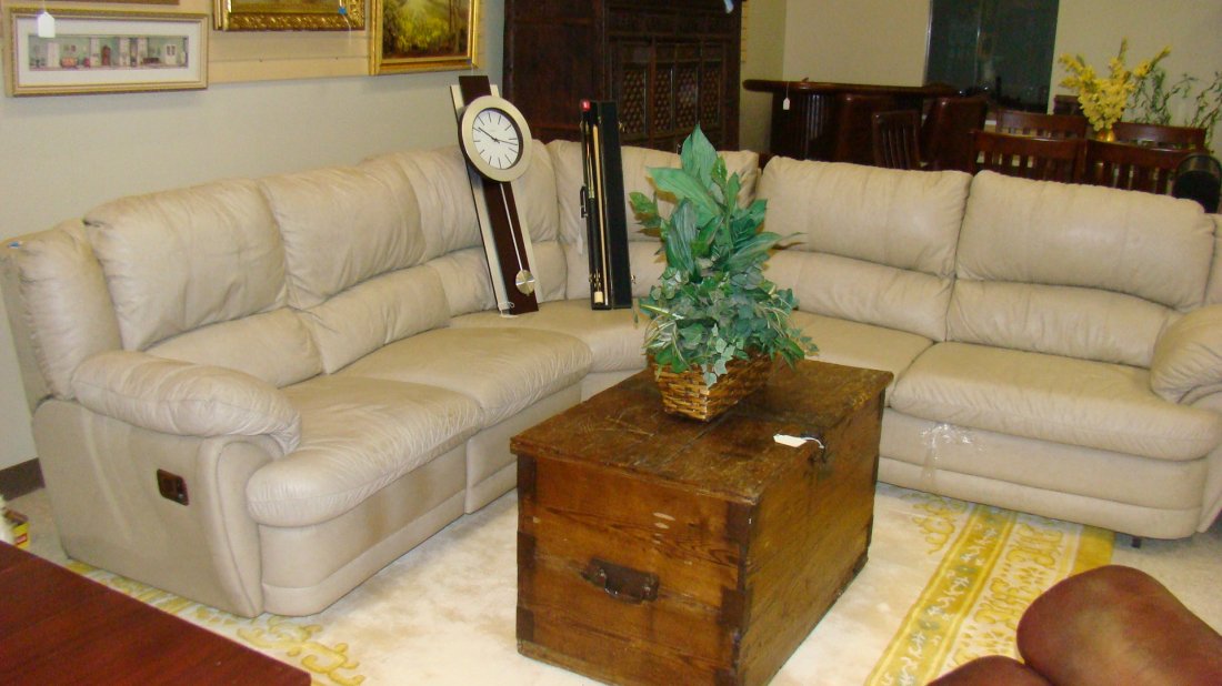 3 PC BEIGE LEATHER SECTIONAL (1 of 6)