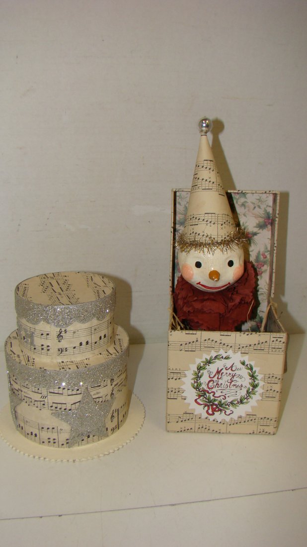 2 NICOL SAYRE CHRISTMAS DECORATIONS (1 of 9)