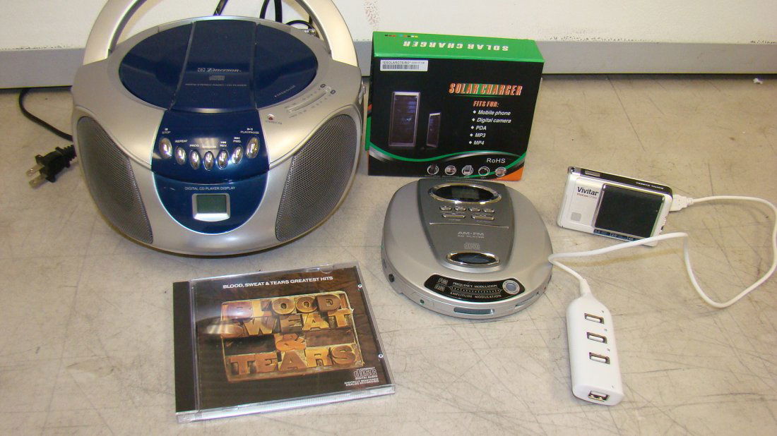 BOX-VARIOUS ELECTRONICS (1 of 7)