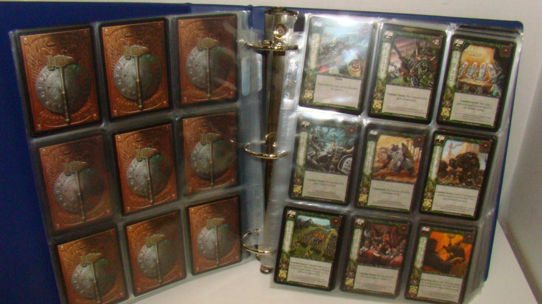 OVER 300 WAR HAMMER & WAR CRY TRADING CARDS: OVER 500 WAR HAMMER AND WAR CRY TRADING CARDS IN BINDER - MANY DUPLICATES - UNASSORTED
