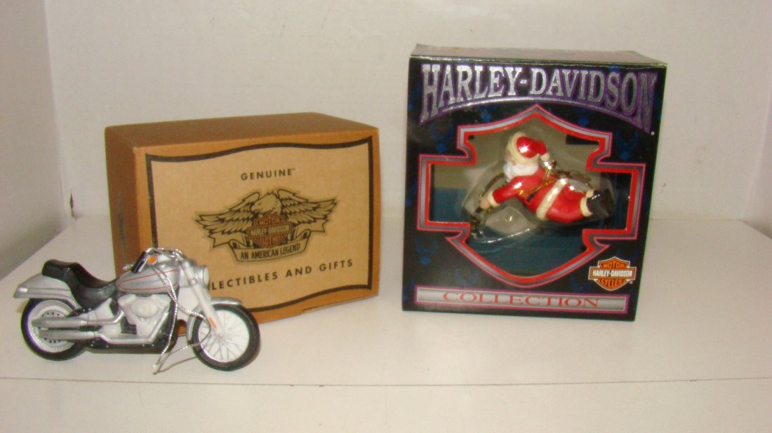 1997 & 2001 HARLEY DAVIDSON CHRISTMAS ORNAMENTS: 1997 NIB HARLEY-DAVIDSON CHRISTMAS ORNAMENT - SANTA WITH GOLD LOGO AMD A 2001 NIB HARLEY-DAVIDSON MOTORCYCLE CHRISTMAS ORNAMENT