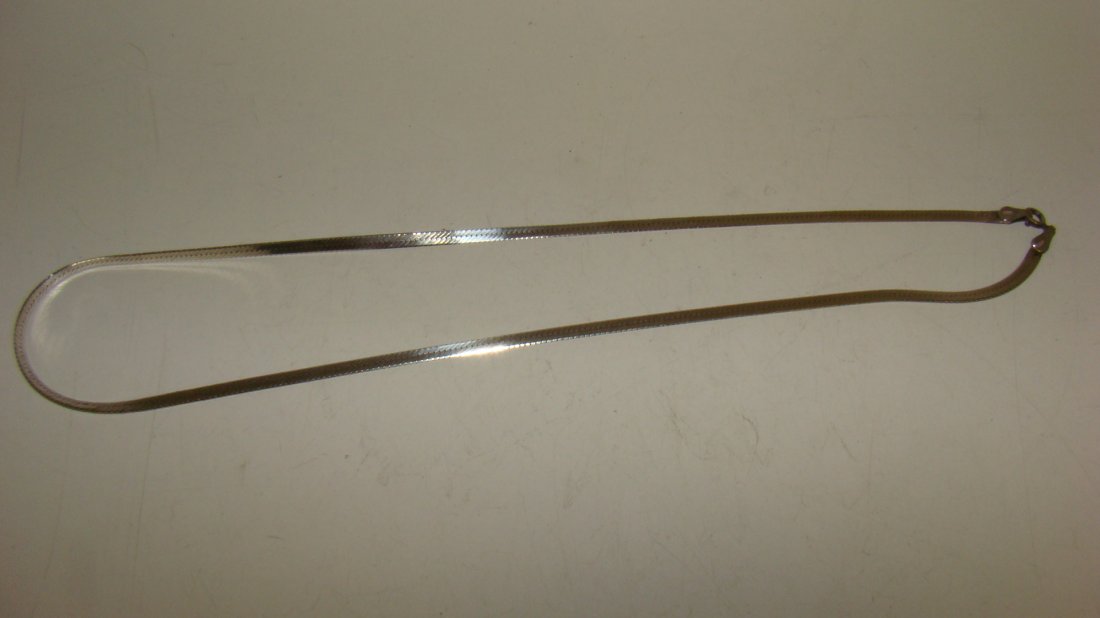 20'' 925 SILVER HERRINGBONE CHAIN (1 of 4)