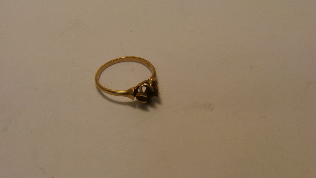 14K GOLD RING - NO STONE: 14K GOLD RING - MARK IS WORN BUT PRETTY SURE IT SAYS 14K - NO CENTER STONE - SIZE 6 - 1.7 GRAMS