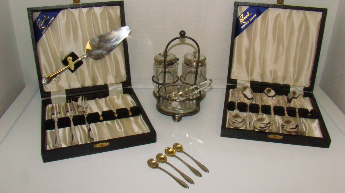 VARIOUS SILVERPLATE & STERLING COLLECTIBLES (1 of 10)