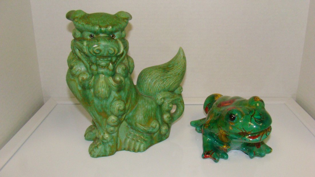 GREEN POTTERY FOO DOG & A FUN FROG (1 of 7)