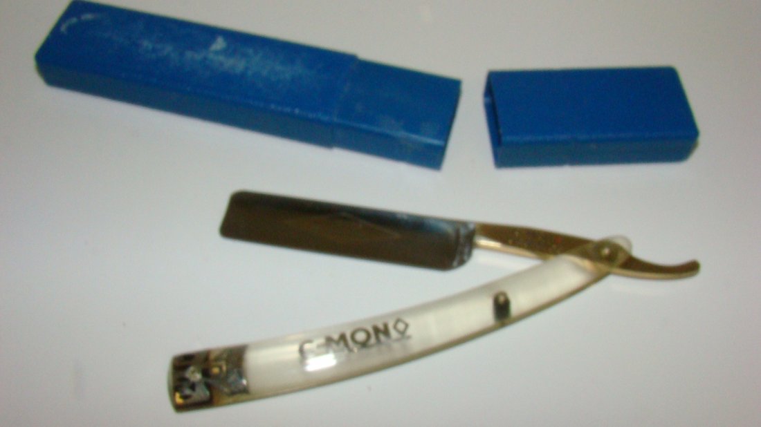 RARE P.J. MICHAELS ''C-MON'' STRAIT RAZOR (1 of 8)