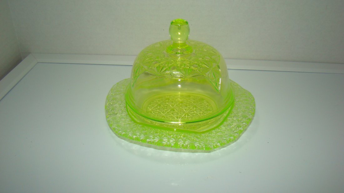 DAISY & BUTTON VASELINE GLASS COVERED BUTTER (1 of 3)