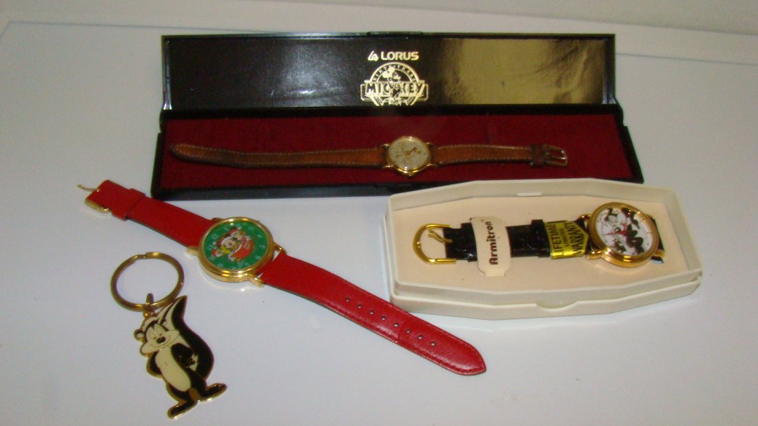 2 LORUS MICKEY & ARMITRON LOONEY TOONS WATCHES (1 of 8)