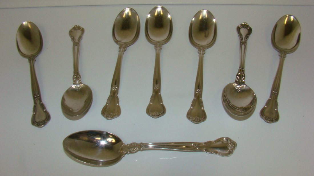 8 GORHAM STERLING TEASPOONS-CHANTILLY (1 of 7)