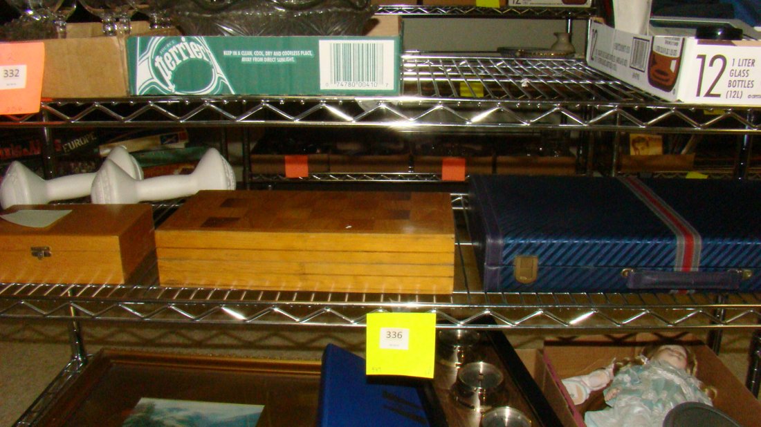 BACKGAMMON GAME & 2 WOOD CHESS SETS (1 of 3)