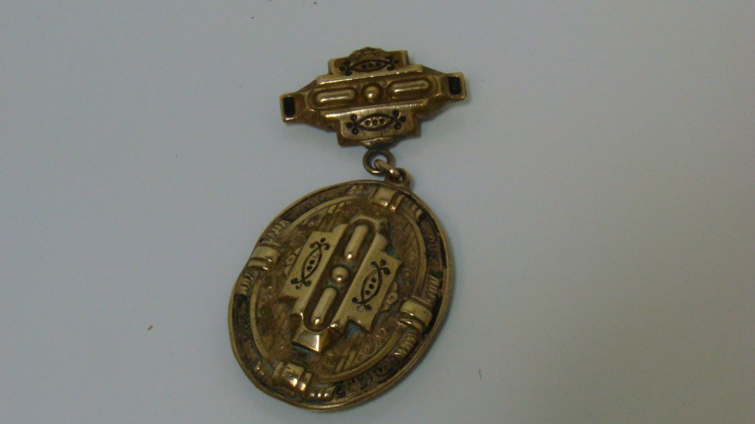 VINTAGE DECO GOLD TONE LOCKET BROOCH: VINTAGE DECO STYLE GOLD TONE METAL LOCKET BROOCH WITH SAILER PHOTO - NICE DECORATION - 2.5'' LONG