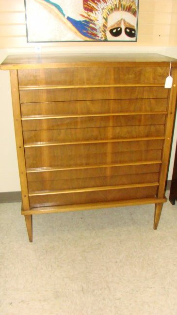 MID-CENTURY MODERN KENT-COFFEY 5 DRAWER CHEST (1 of 7)