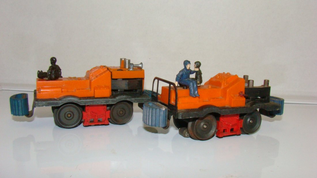 2 LIONEL NO. 50 GANG CARS-TO USE FOR PARTS ON THE (1 of 7)