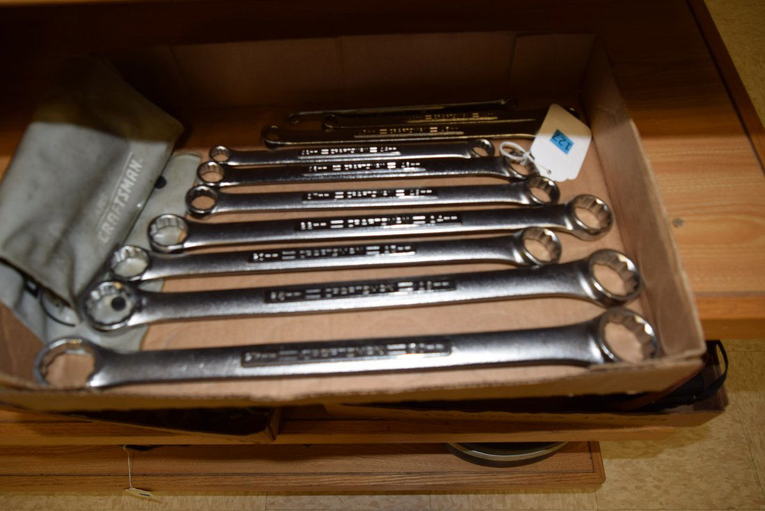 10 CRAFTSMAN METRIC COMBINATION WRENCHES (1 of 6)