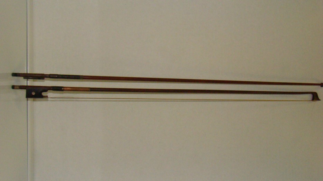 2 UNMARKED VIOLIN BOWS (1 of 7)